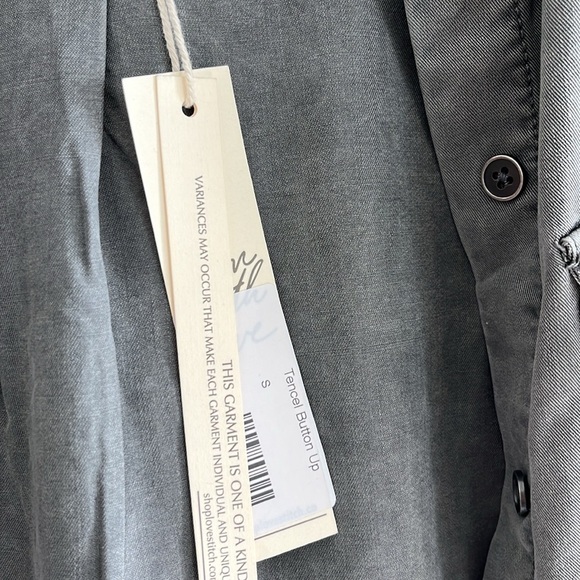 Lovestitch Tie Knot Front Button Down Blouse Size Small NWT - Picture 3 of 7